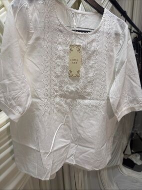KOMILI - White Embroidered Blouse (Size: L)